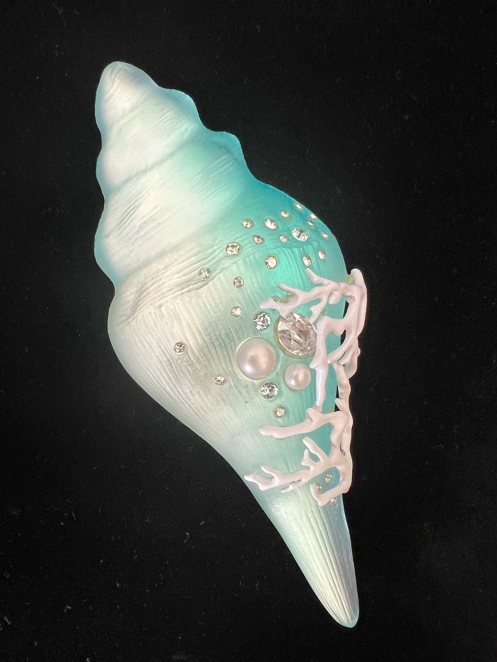 Alexis Bittar Aqua Lucite, Faux Pearl and Rhinestone Conch Shell Costume Brooch